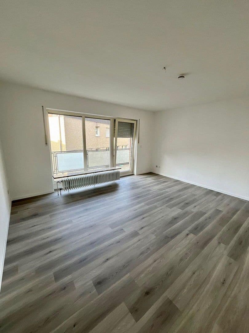 Pronájem bytu 3+1 63 m², Paderborn, Severní Porýní-Vestfálsko Pronájem bytu 3+1 63 m², Paderborn, Severní Porýní-Vestfálsko