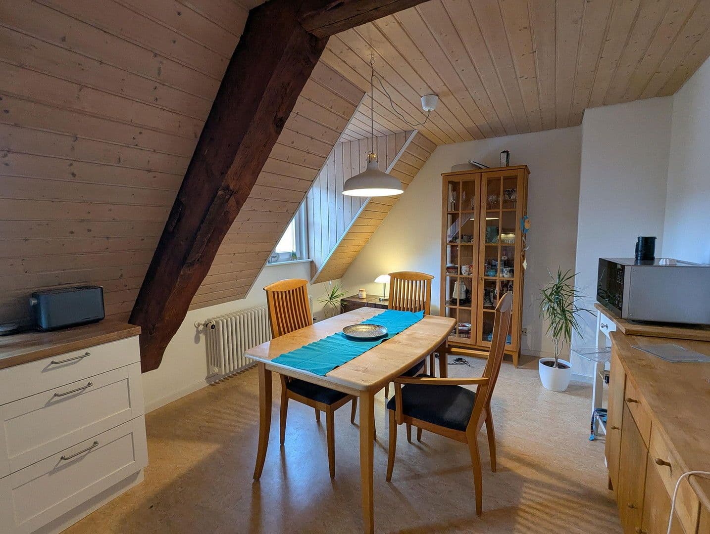 Pronájem bytu 3+1 80 m², Trochtelfingen, Bádensko-Württembersko Pronájem bytu 3+1 80 m², Trochtelfingen, Bádensko-Württembersko
