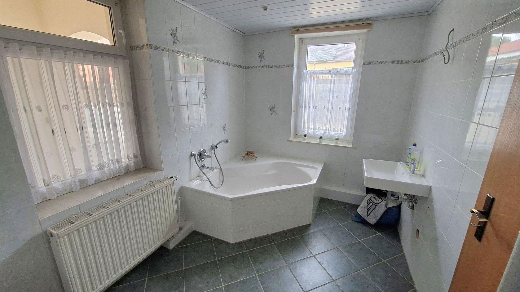 Pronájem bytu 4+1 85 m², Klipphausen, Sasko Pronájem bytu 4+1 85 m², Klipphausen, Sasko