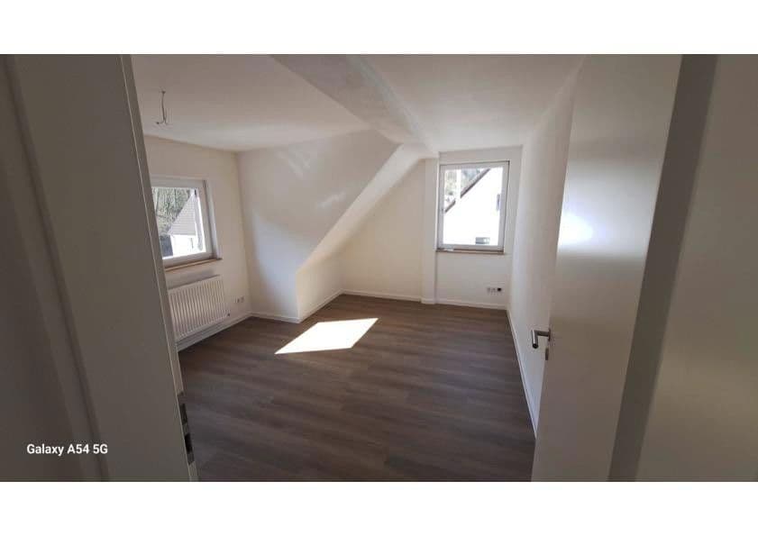 Pronájem bytu 3+kk 82 m², Gabelsbergerstraße 4, Weinheim, Bádensko-Württembersko Pronájem bytu 3+kk 82 m², Gabelsbergerstraße 4, Weinheim, Bádensko-Württembersko