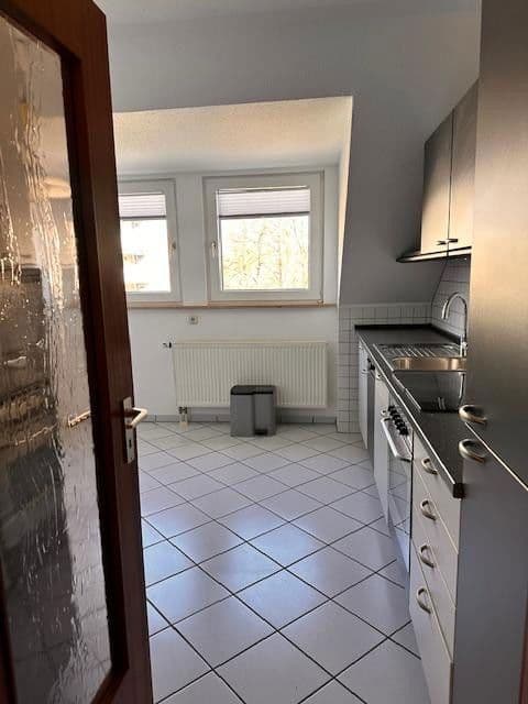 Pronájem bytu 2+1 73 m², Ratingen, Severní Porýní-Vestfálsko Pronájem bytu 2+1 73 m², Ratingen, Severní Porýní-Vestfálsko