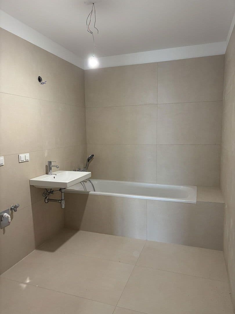 Pronájem bytu 3+1 77 m², Heiligenstädter Straße 395a, Wien, Wien Pronájem bytu 3+1 77 m², Heiligenstädter Straße 395a, Wien, Wien