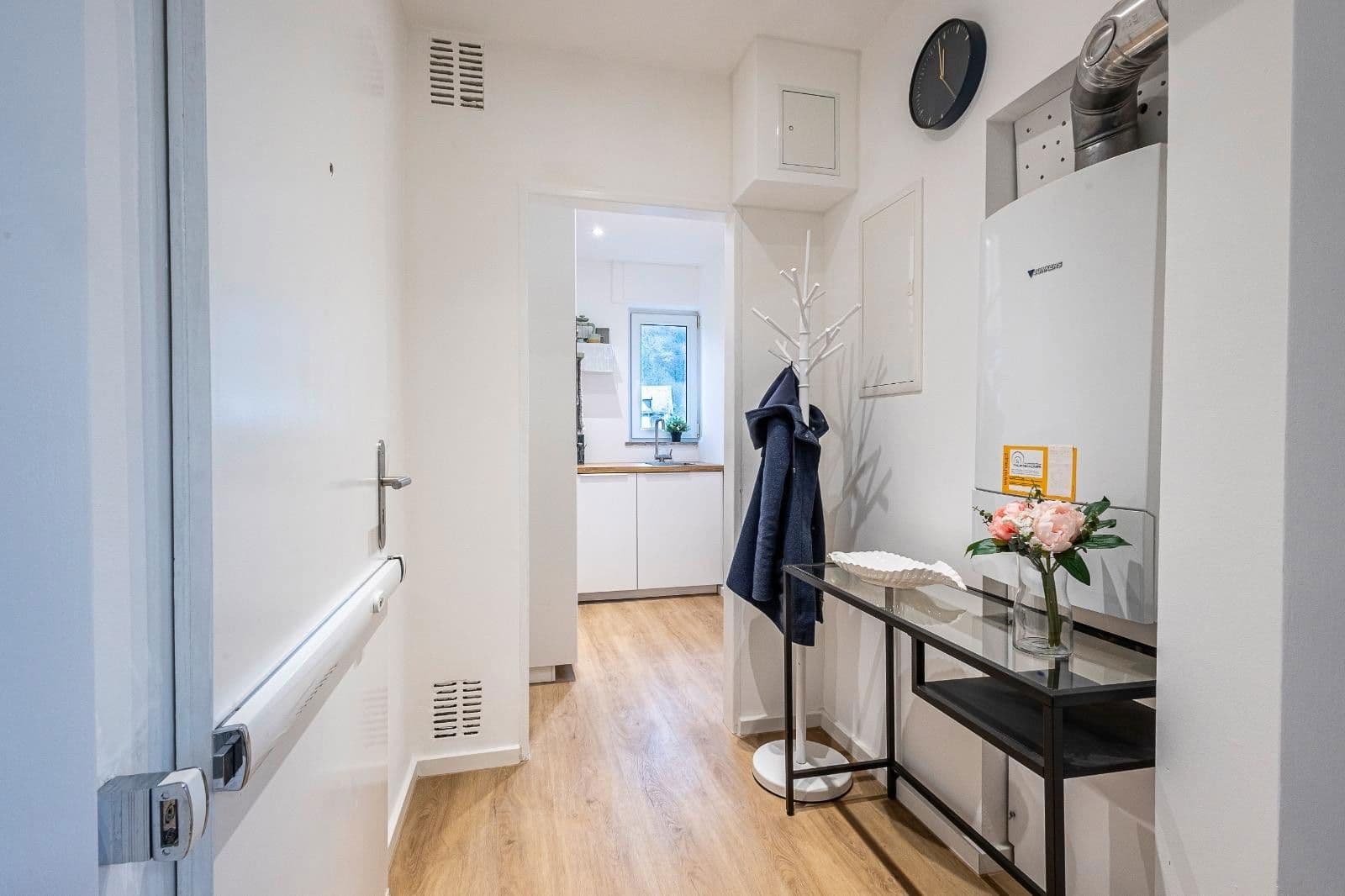 Pronájem bytu 1+kk 43 m², Theresenstraße 6, Königstein im Taunus, Hessen Pronájem bytu 1+kk 43 m², Theresenstraße 6, Königstein im Taunus, Hessen