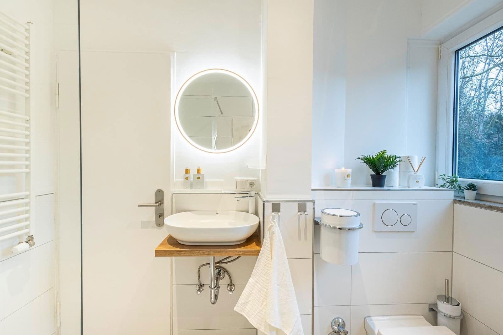 Pronájem bytu 1+kk 43 m², Theresenstraße 6, Königstein im Taunus, Hessen Pronájem bytu 1+kk 43 m², Theresenstraße 6, Königstein im Taunus, Hessen