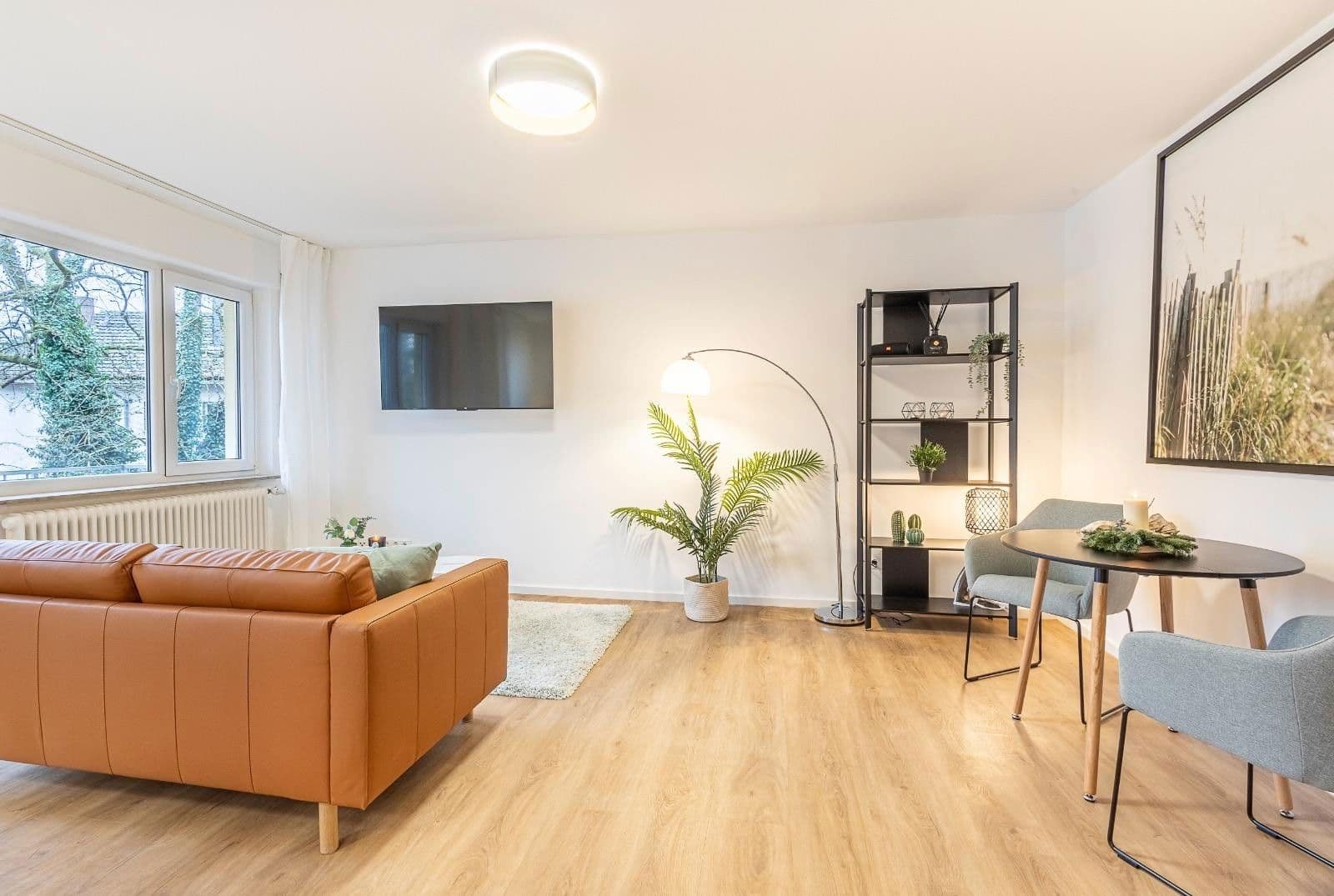 Pronájem bytu 1+kk 43 m², Theresenstraße 6, Königstein im Taunus, Hessen Pronájem bytu 1+kk 43 m², Theresenstraße 6, Königstein im Taunus, Hessen
