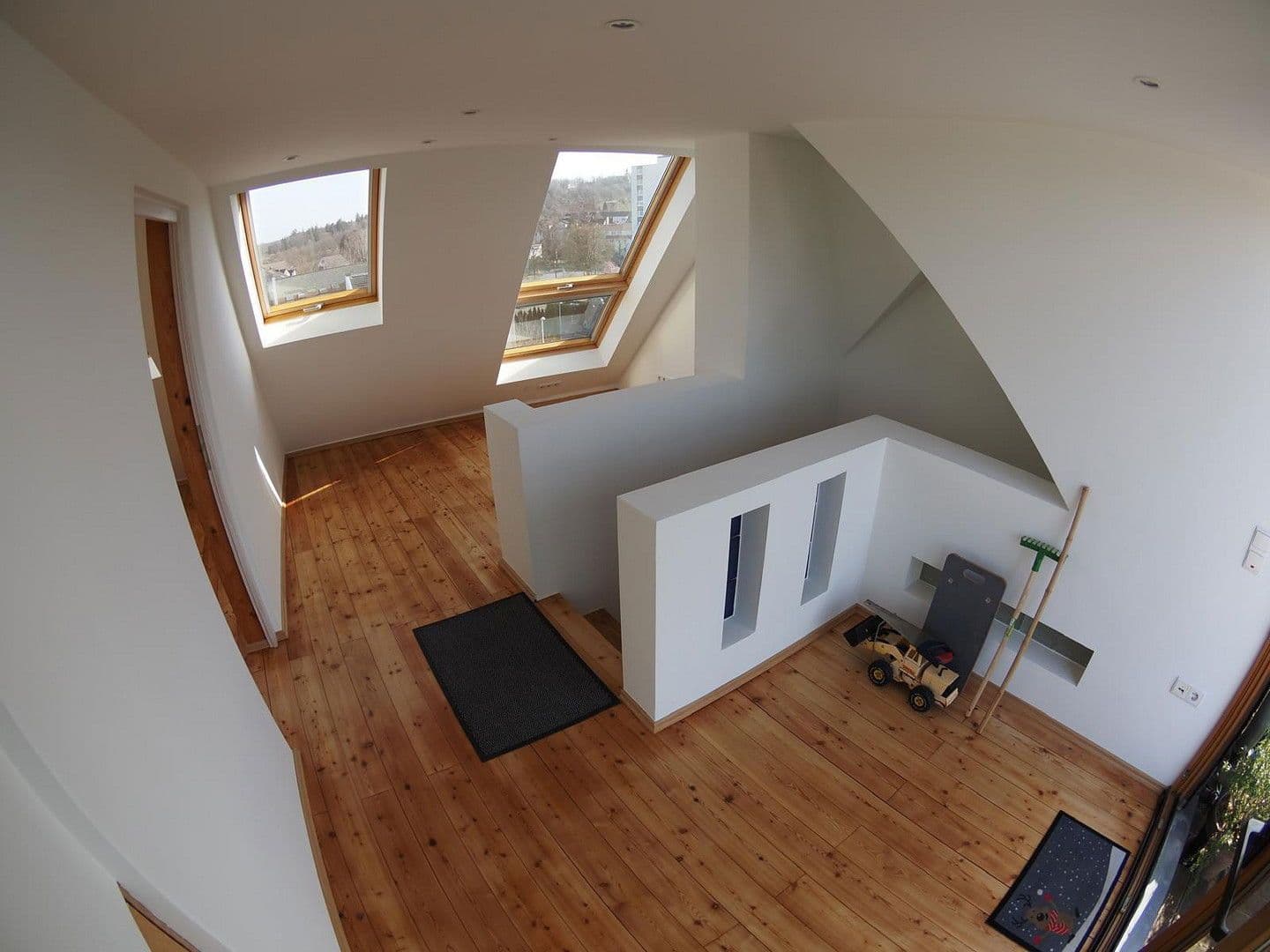 Prodej bytu 3+1 106 m², Bonn, Severní Porýní-Vestfálsko Prodej bytu 3+1 106 m², Bonn, Severní Porýní-Vestfálsko