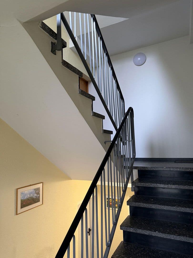 Prodej bytu 3+1 68 m², Esslingen am Neckar, Bádensko-Württembersko Prodej bytu 3+1 68 m², Esslingen am Neckar, Bádensko-Württembersko