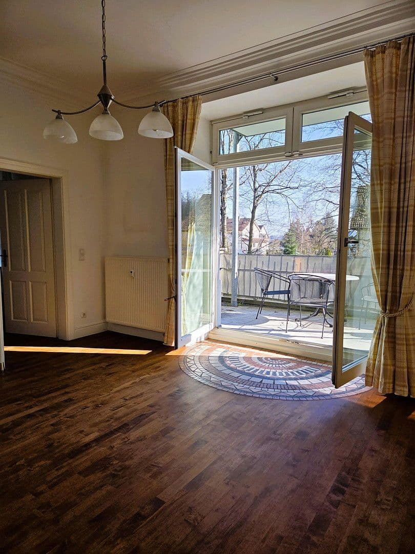 Pronájem bytu 3+kk 142 m², Scheer, Bádensko-Württembersko Pronájem bytu 3+kk 142 m², Scheer, Bádensko-Württembersko