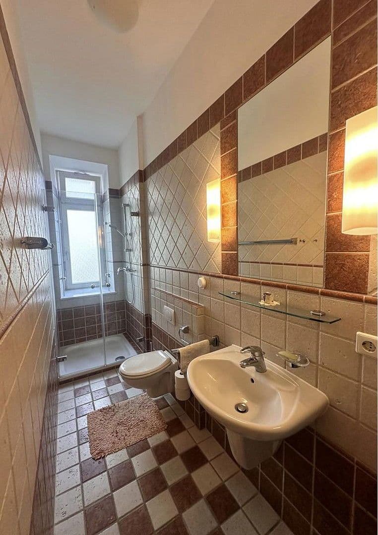 Pronájem bytu 3+kk 142 m², Scheer, Bádensko-Württembersko Pronájem bytu 3+kk 142 m², Scheer, Bádensko-Württembersko