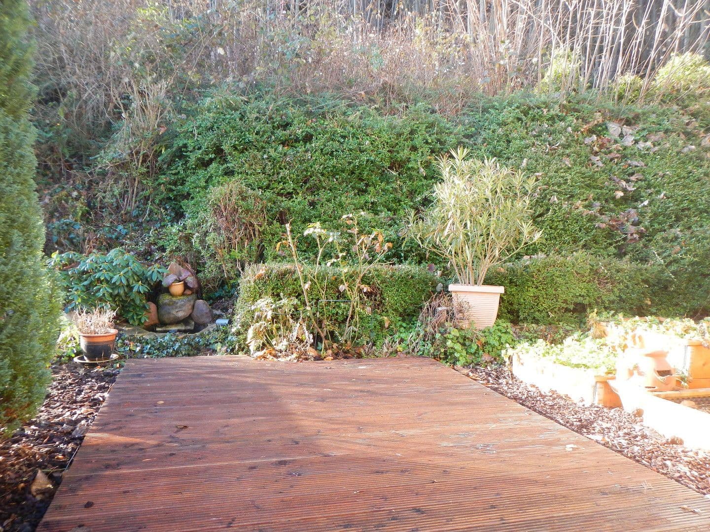 Prodej domu 227 m², pozemek 487 m², Neustadt an der Weinstraße, Porýní-Falc Prodej domu 227 m², pozemek 487 m², Neustadt an der Weinstraße, Porýní-Falc