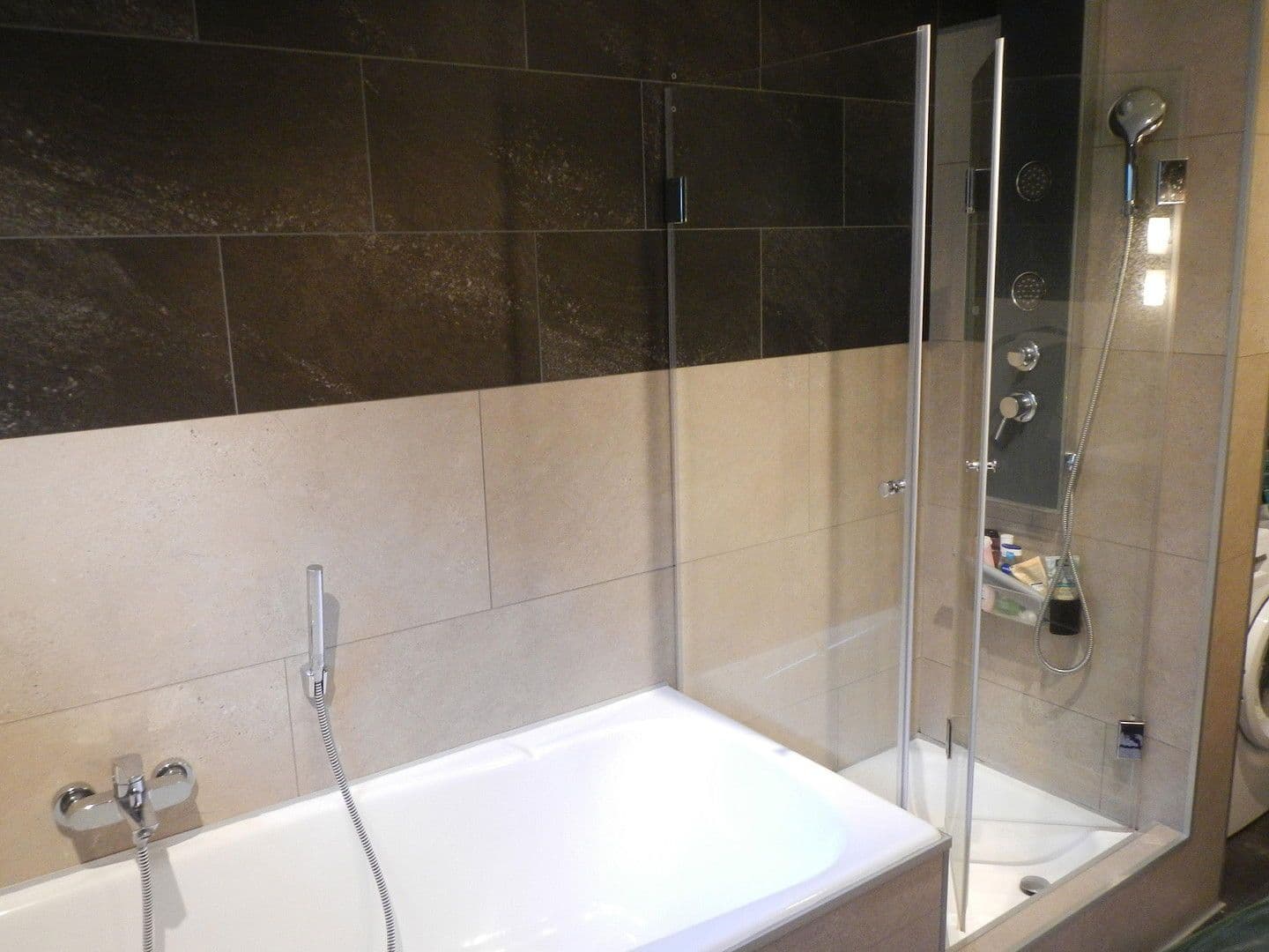 Prodej domu 227 m², pozemek 487 m², Neustadt an der Weinstraße, Porýní-Falc Prodej domu 227 m², pozemek 487 m², Neustadt an der Weinstraße, Porýní-Falc