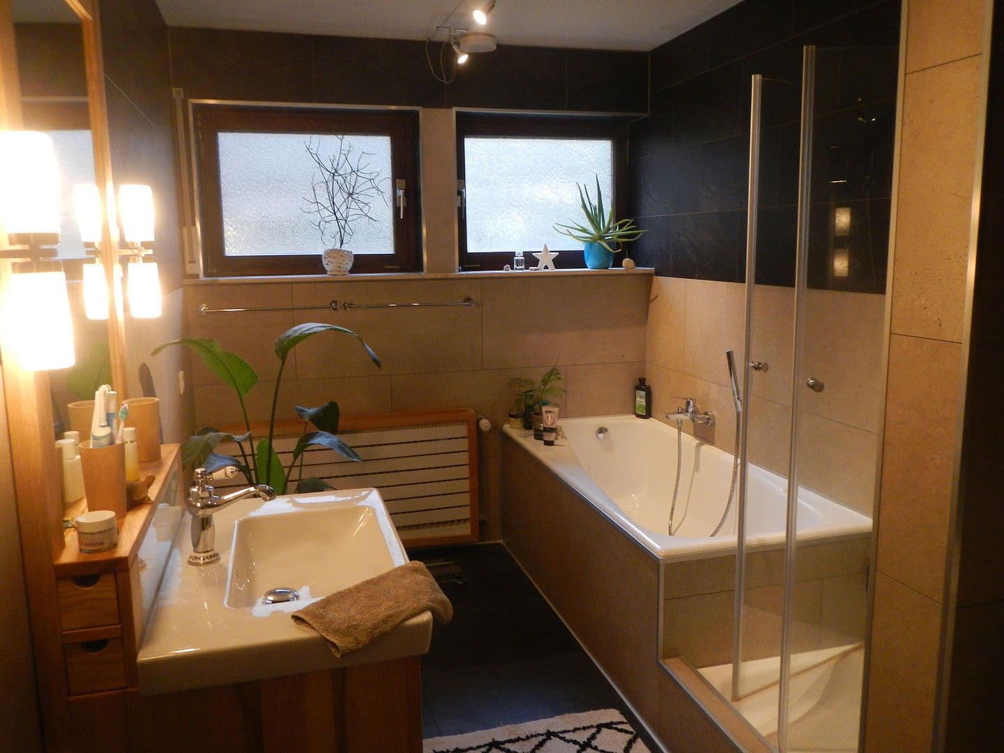 Prodej domu 227 m², pozemek 487 m², Neustadt an der Weinstraße, Porýní-Falc Prodej domu 227 m², pozemek 487 m², Neustadt an der Weinstraße, Porýní-Falc