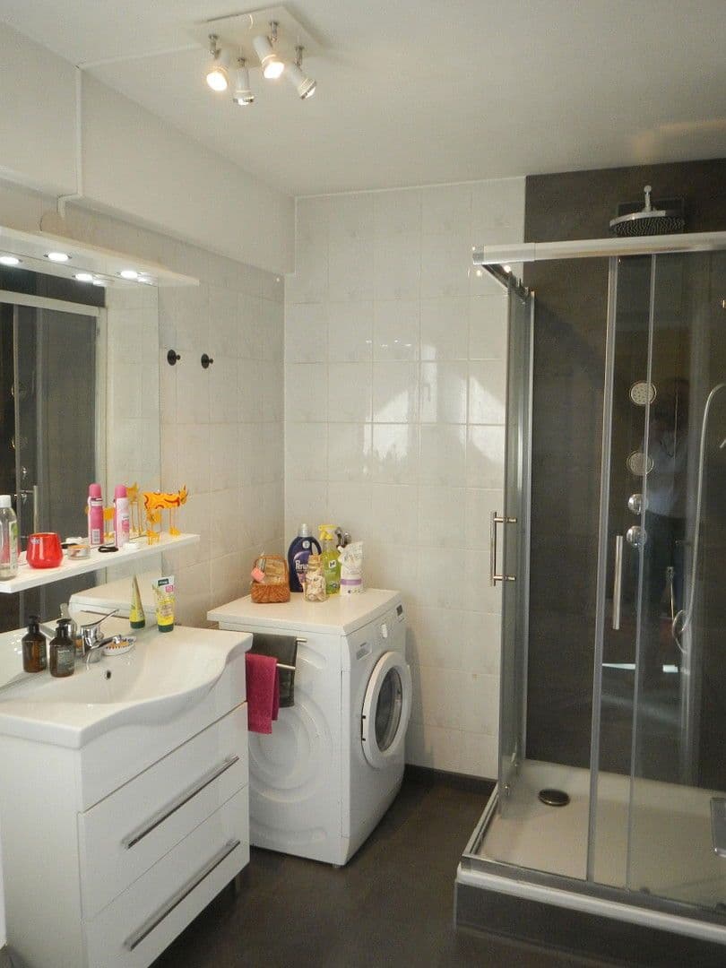 Prodej domu 227 m², pozemek 487 m², Neustadt an der Weinstraße, Porýní-Falc Prodej domu 227 m², pozemek 487 m², Neustadt an der Weinstraße, Porýní-Falc