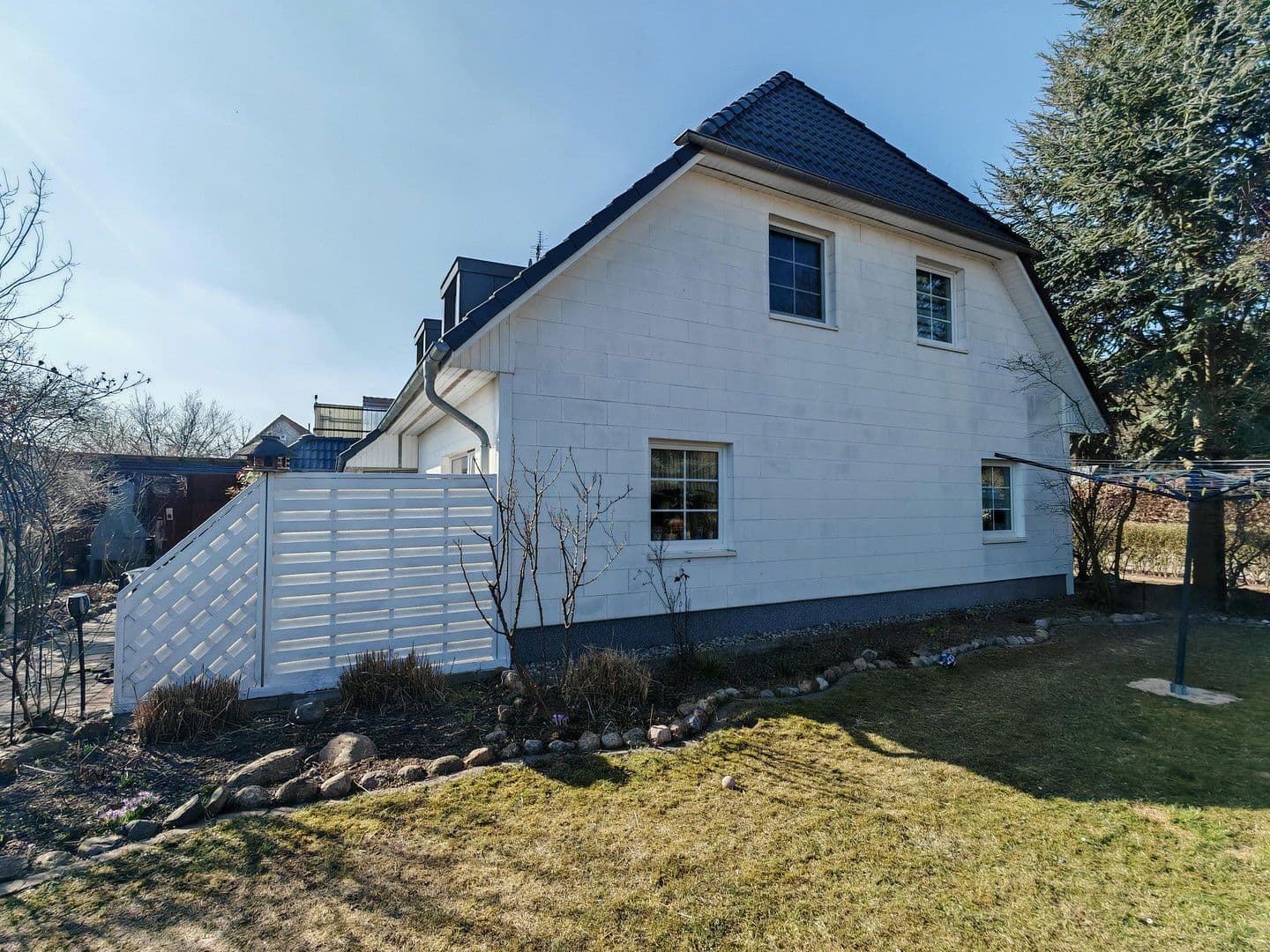 Prodej domu 164 m², pozemek 548 m², Blankensee, Mecklenburg-Vorpommern Prodej domu 164 m², pozemek 548 m², Blankensee, Mecklenburg-Vorpommern