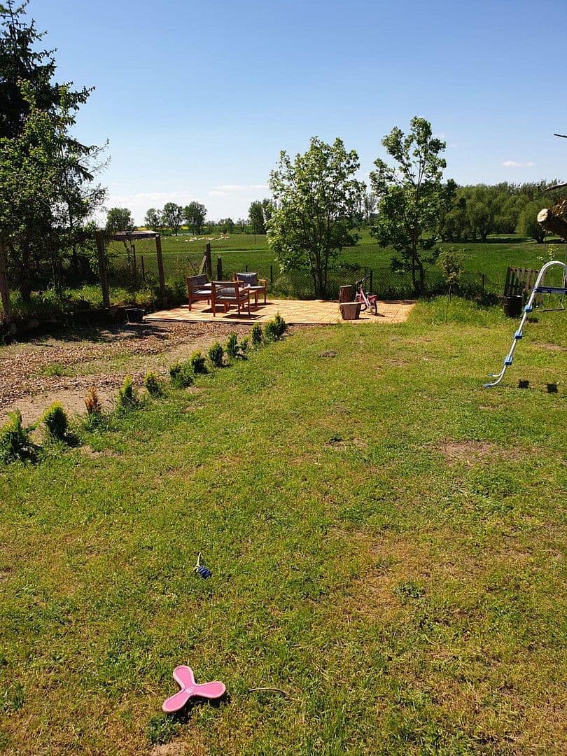 Prodej domu 230 m², pozemek 5.200 m², Grambow, Mecklenburg-Vorpommern Prodej domu 230 m², pozemek 5.200 m², Grambow, Mecklenburg-Vorpommern