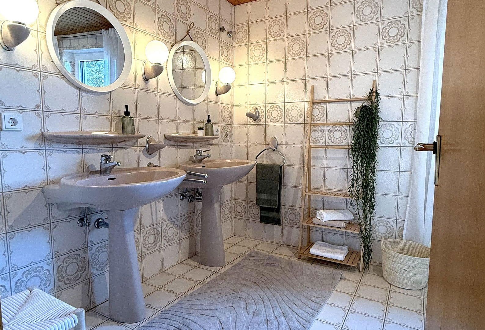 Prodej domu 120 m², pozemek 313 m², Hof, Bavorsko Prodej domu 120 m², pozemek 313 m², Hof, Bavorsko