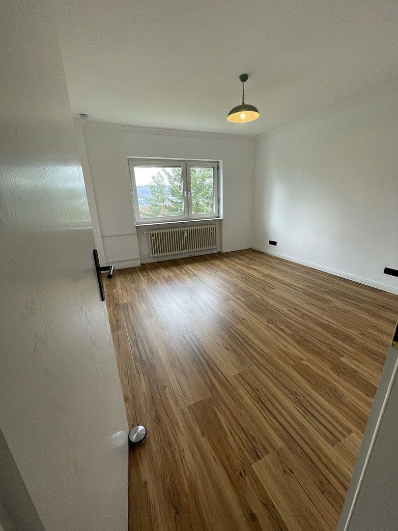 Prodej bytu 4+1 90 m², Niedernhausen, Hessen Prodej bytu 4+1 90 m², Niedernhausen, Hessen