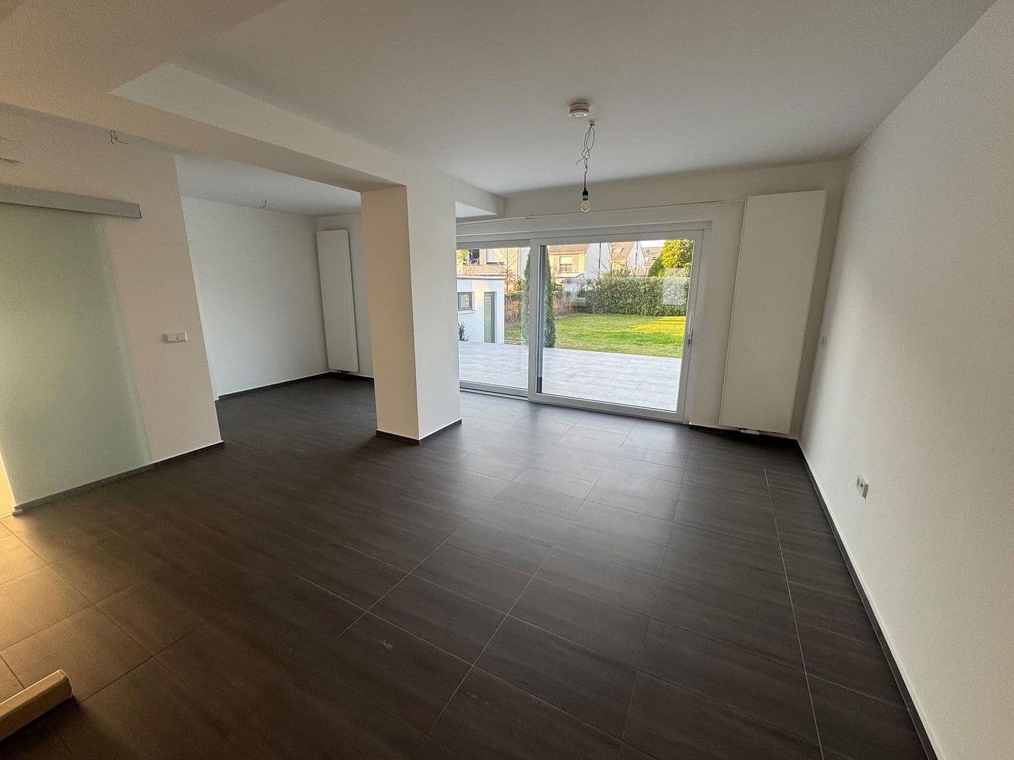 Prodej domu 200 m², pozemek 668 m², Leverkusen, Severní Porýní-Vestfálsko Prodej domu 200 m², pozemek 668 m², Leverkusen, Severní Porýní-Vestfálsko