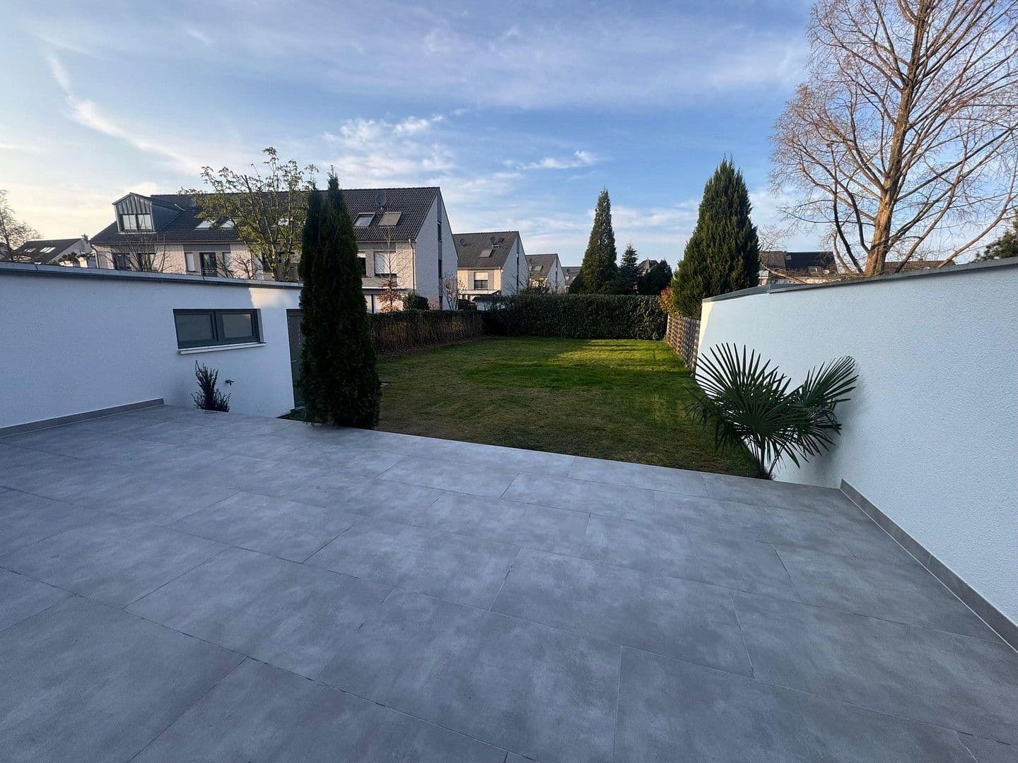 Prodej domu 200 m², pozemek 668 m², Leverkusen, Severní Porýní-Vestfálsko Prodej domu 200 m², pozemek 668 m², Leverkusen, Severní Porýní-Vestfálsko