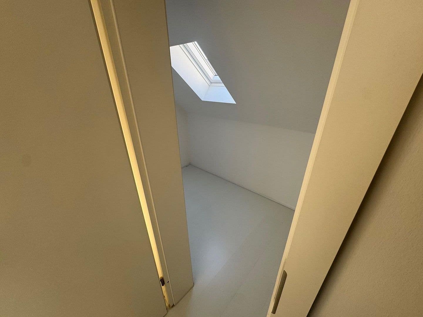 Prodej domu 200 m², pozemek 668 m², Leverkusen, Severní Porýní-Vestfálsko Prodej domu 200 m², pozemek 668 m², Leverkusen, Severní Porýní-Vestfálsko