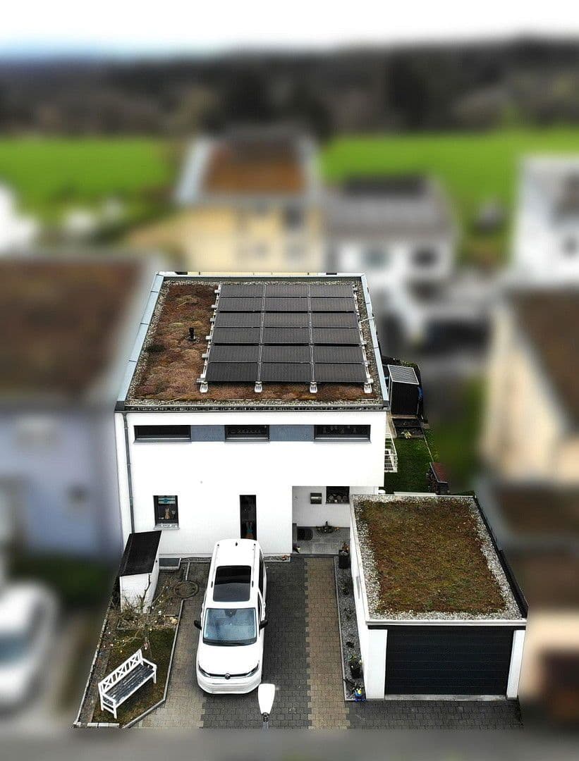 Prodej domu 148 m², pozemek 276 m², Baltmannsweiler, Bádensko-Württembersko Prodej domu 148 m², pozemek 276 m², Baltmannsweiler, Bádensko-Württembersko