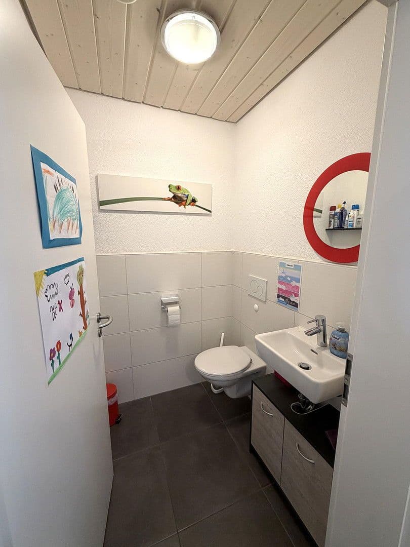 Prodej domu 148 m², pozemek 276 m², Baltmannsweiler, Bádensko-Württembersko Prodej domu 148 m², pozemek 276 m², Baltmannsweiler, Bádensko-Württembersko