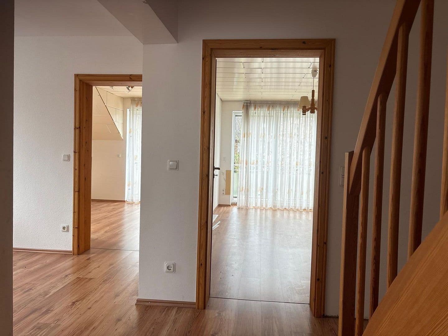 Pronájem domu 163 m², pozemek 386 m², Bornheim, Severní Porýní-Vestfálsko Pronájem domu 163 m², pozemek 386 m², Bornheim, Severní Porýní-Vestfálsko
