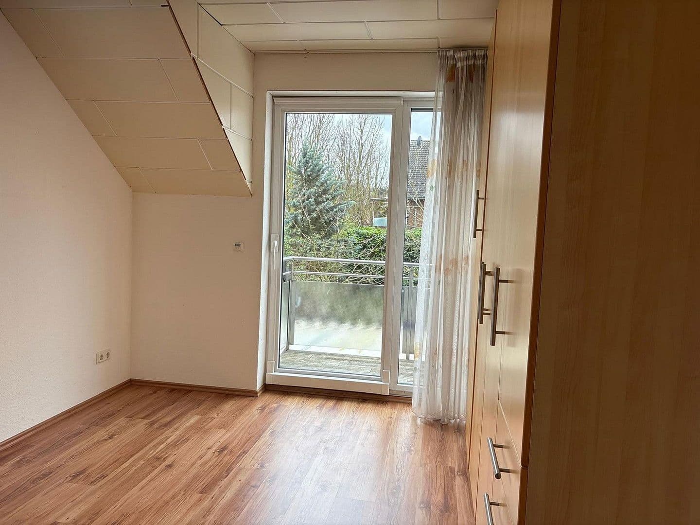 Pronájem domu 163 m², pozemek 386 m², Bornheim, Severní Porýní-Vestfálsko Pronájem domu 163 m², pozemek 386 m², Bornheim, Severní Porýní-Vestfálsko