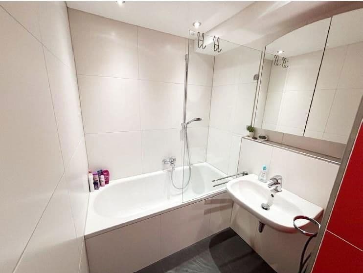 Pronájem bytu 3+kk 77 m², Filderstadt, Bádensko-Württembersko Pronájem bytu 3+kk 77 m², Filderstadt, Bádensko-Württembersko