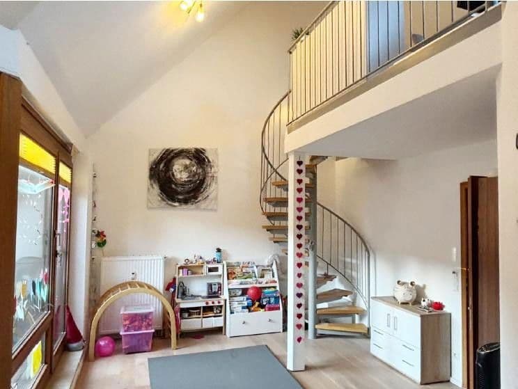 Pronájem bytu 3+kk 77 m², Filderstadt, Bádensko-Württembersko Pronájem bytu 3+kk 77 m², Filderstadt, Bádensko-Württembersko