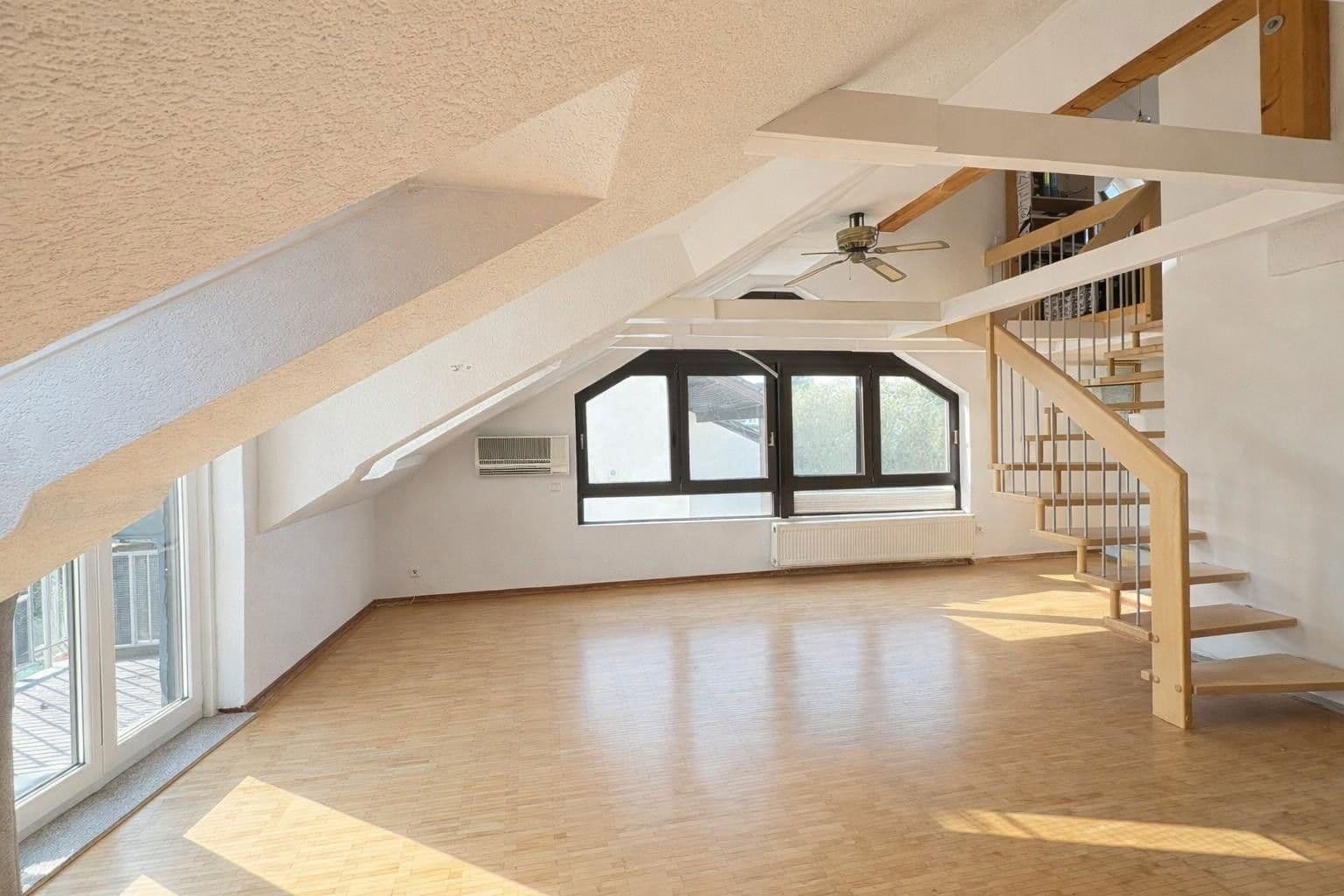 Pronájem bytu 4+kk 138 m², Dietzenbach, Hessen Pronájem bytu 4+kk 138 m², Dietzenbach, Hessen