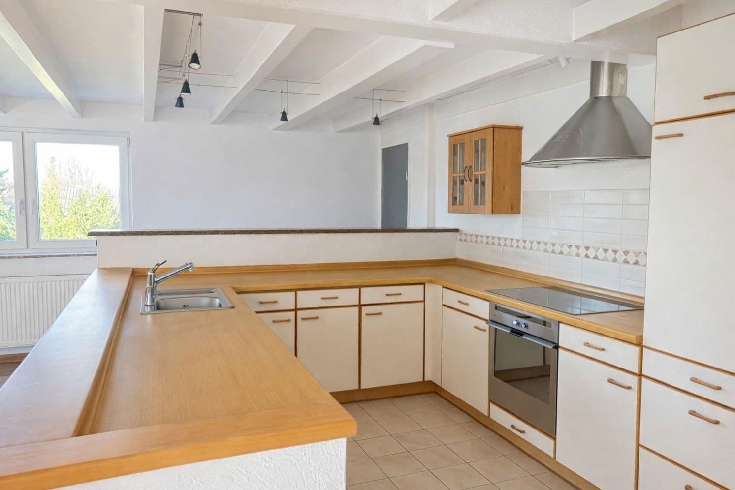 Pronájem bytu 4+kk 138 m², Dietzenbach, Hessen Pronájem bytu 4+kk 138 m², Dietzenbach, Hessen