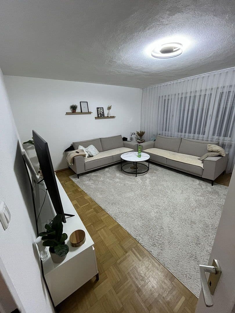 Pronájem bytu 3+1 79 m², Kleiststraße 43, Ingolstadt, Bavorsko Pronájem bytu 3+1 79 m², Kleiststraße 43, Ingolstadt, Bavorsko