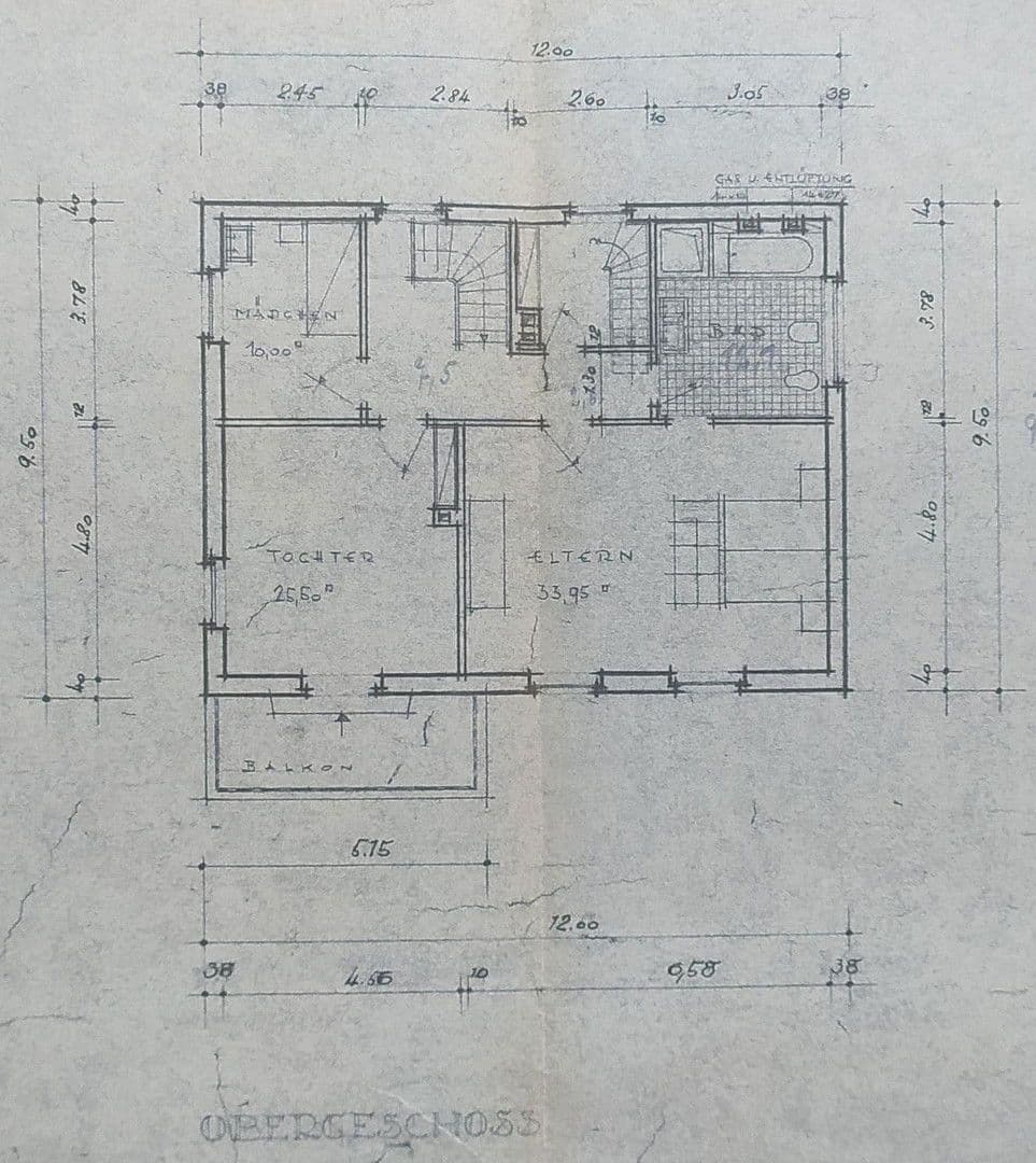 Prodej domu 253 m², pozemek 593 m², Hegelstraße 1, Weinheim, Bádensko-Württembersko Prodej domu 253 m², pozemek 593 m², Hegelstraße 1, Weinheim, Bádensko-Württembersko