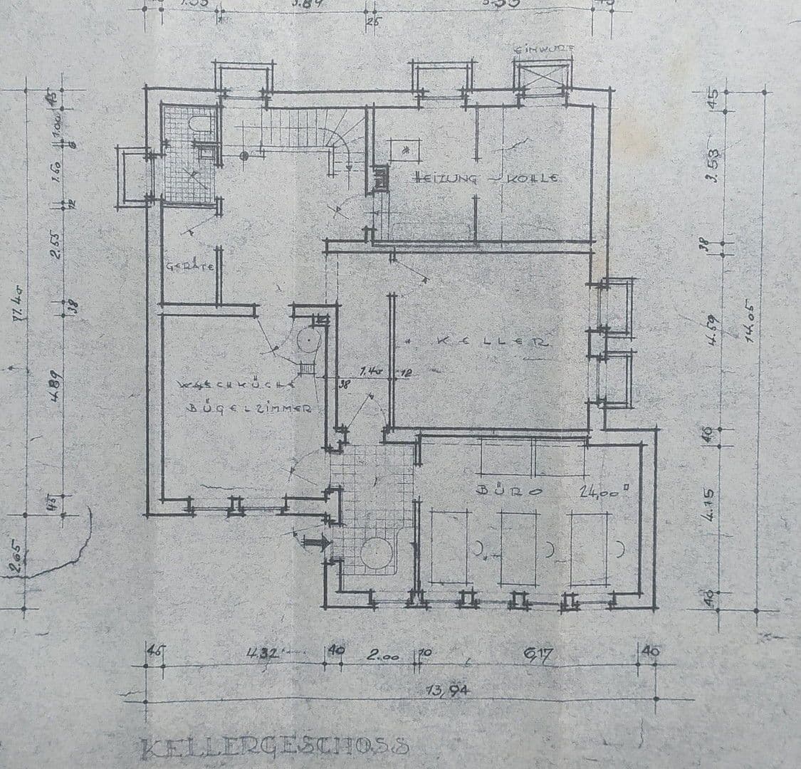 Prodej domu 253 m², pozemek 593 m², Hegelstraße 1, Weinheim, Bádensko-Württembersko Prodej domu 253 m², pozemek 593 m², Hegelstraße 1, Weinheim, Bádensko-Württembersko