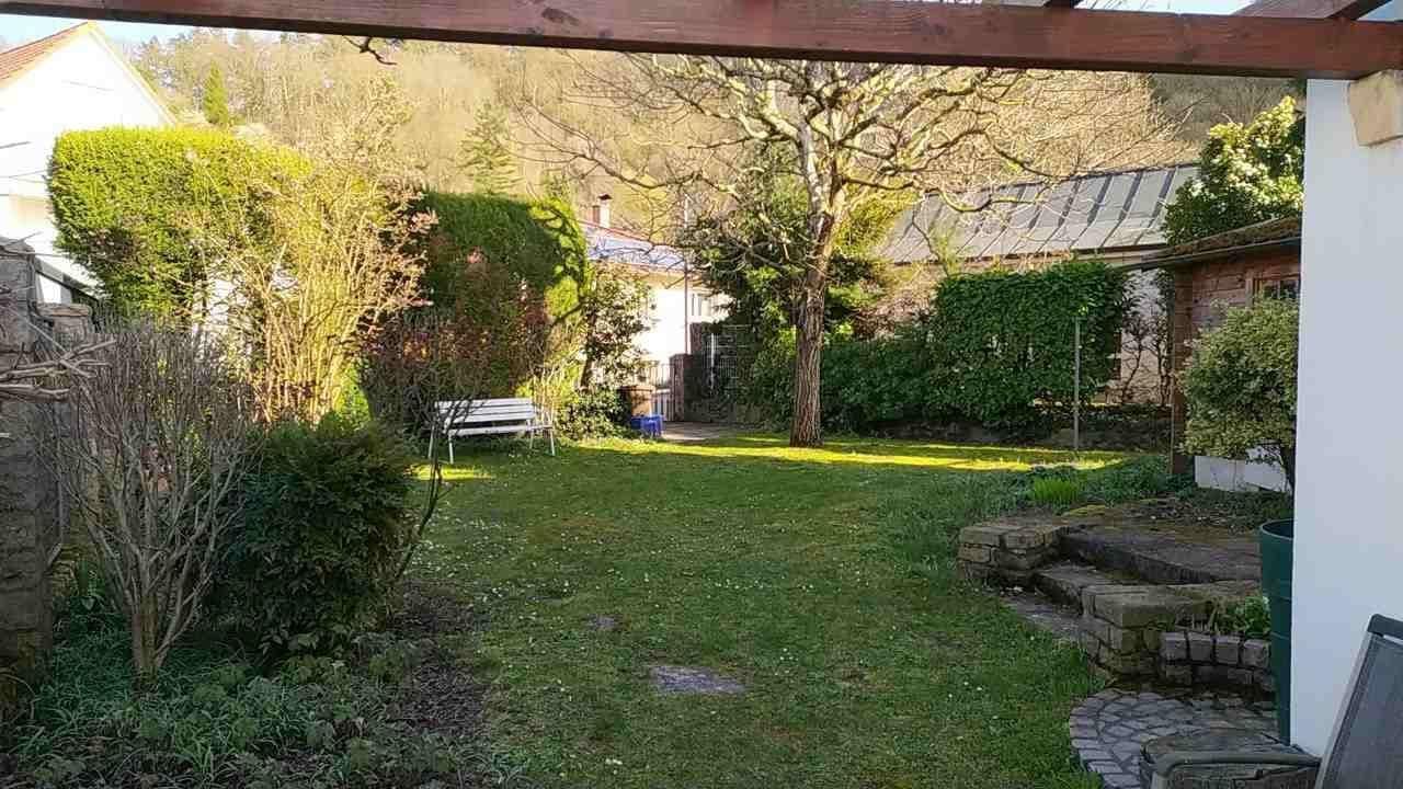 Prodej domu 253 m², pozemek 593 m², Hegelstraße 1, Weinheim, Bádensko-Württembersko Prodej domu 253 m², pozemek 593 m², Hegelstraße 1, Weinheim, Bádensko-Württembersko