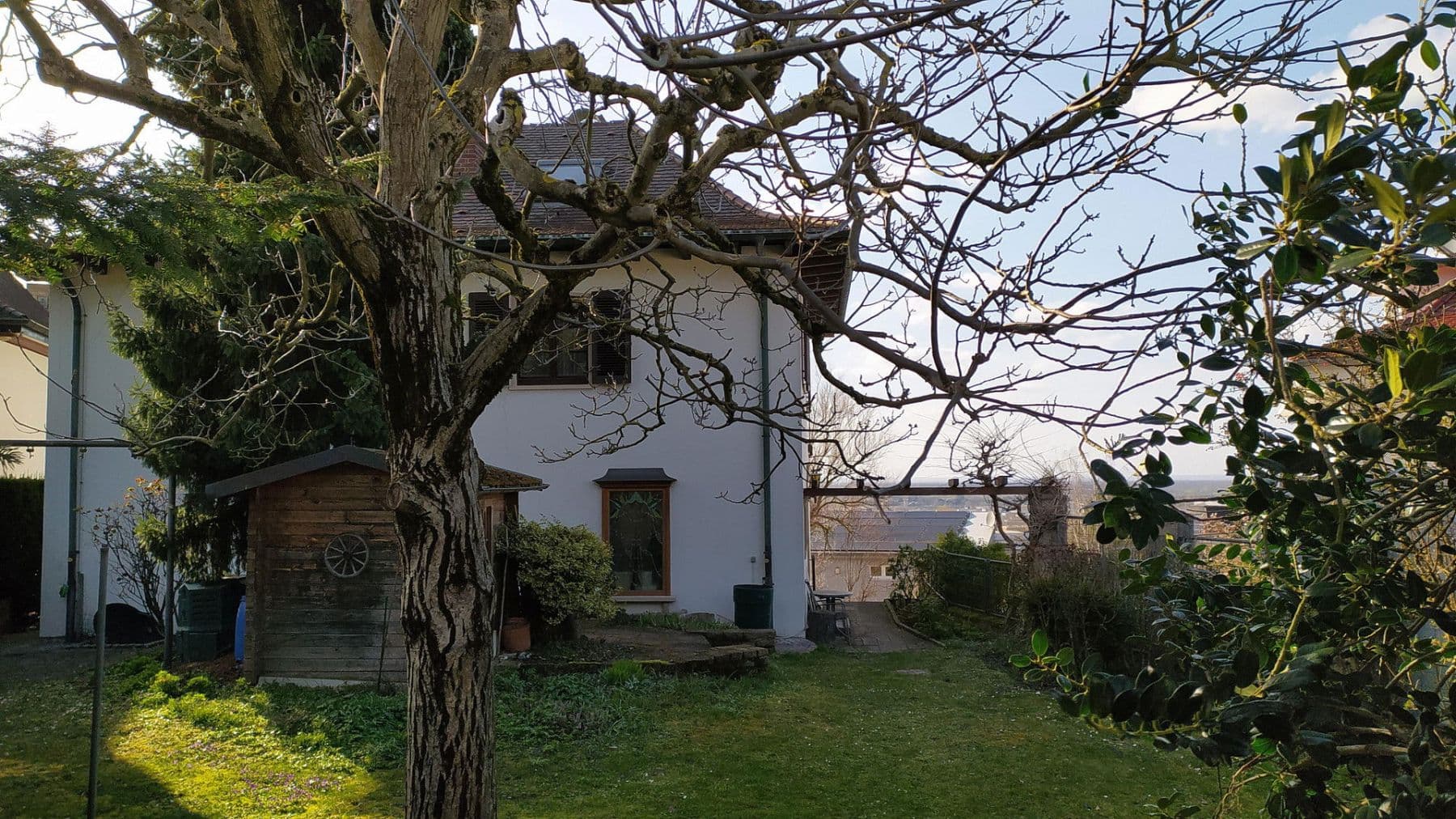 Prodej domu 253 m², pozemek 593 m², Hegelstraße 1, Weinheim, Bádensko-Württembersko Prodej domu 253 m², pozemek 593 m², Hegelstraße 1, Weinheim, Bádensko-Württembersko