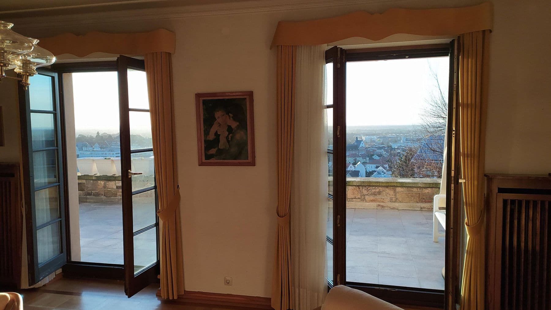 Prodej domu 253 m², pozemek 593 m², Hegelstraße 1, Weinheim, Bádensko-Württembersko Prodej domu 253 m², pozemek 593 m², Hegelstraße 1, Weinheim, Bádensko-Württembersko