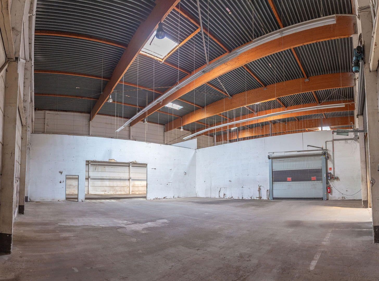 Pronájem nebytového prostoru 12.190 m², Otto-Lilienthal-Straße 44, Dinslaken, Severní Porýní-Vestfálsko Pronájem nebytového prostoru 12.190 m², Otto-Lilienthal-Straße 44, Dinslaken, Severní Porýní-Vestfálsko