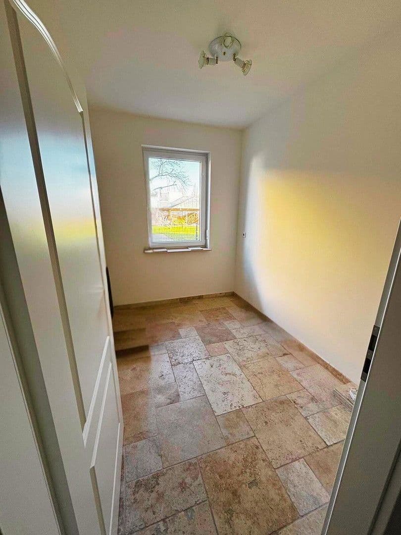 Pronájem bytu 4+1 109 m², Kassel, Hessen Pronájem bytu 4+1 109 m², Kassel, Hessen