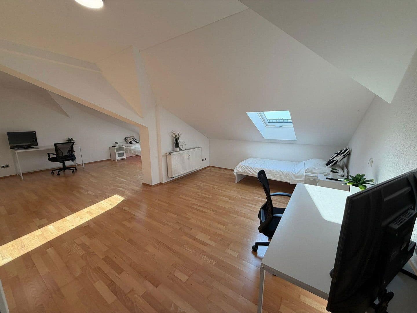 Pronájem bytu 1+1 297 m², Wörthstraße 1B, Bamberg, Bavorsko Pronájem bytu 1+1 297 m², Wörthstraße 1B, Bamberg, Bavorsko