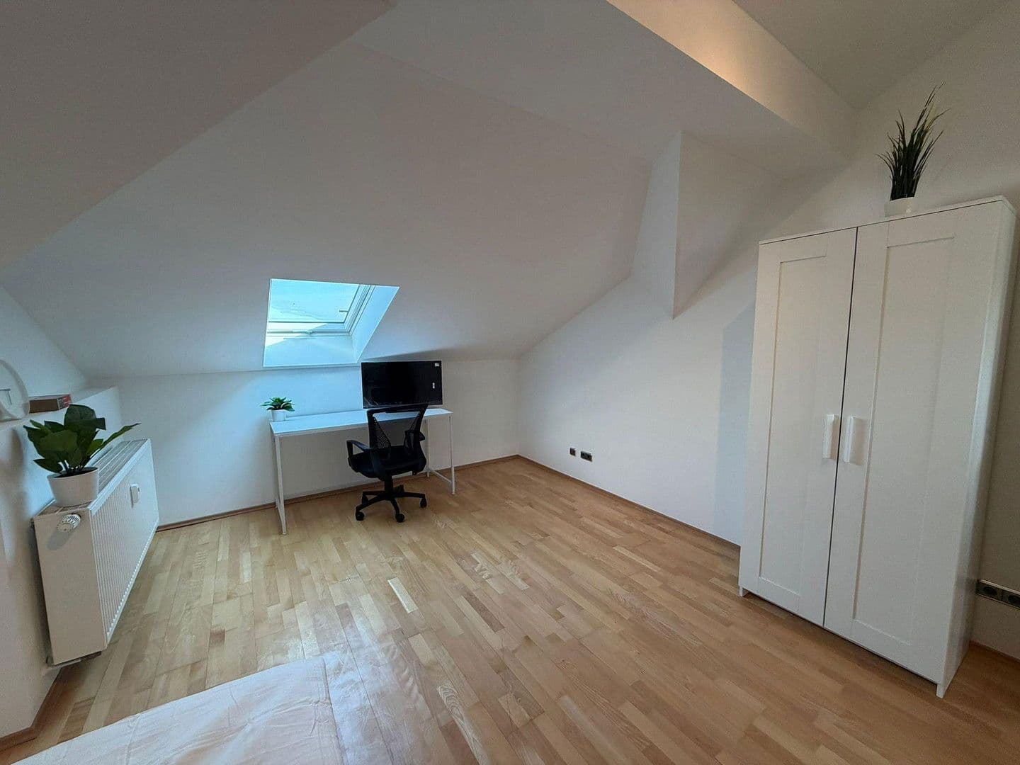 Pronájem bytu 1+1 297 m², Wörthstraße 1B, Bamberg, Bavorsko Pronájem bytu 1+1 297 m², Wörthstraße 1B, Bamberg, Bavorsko