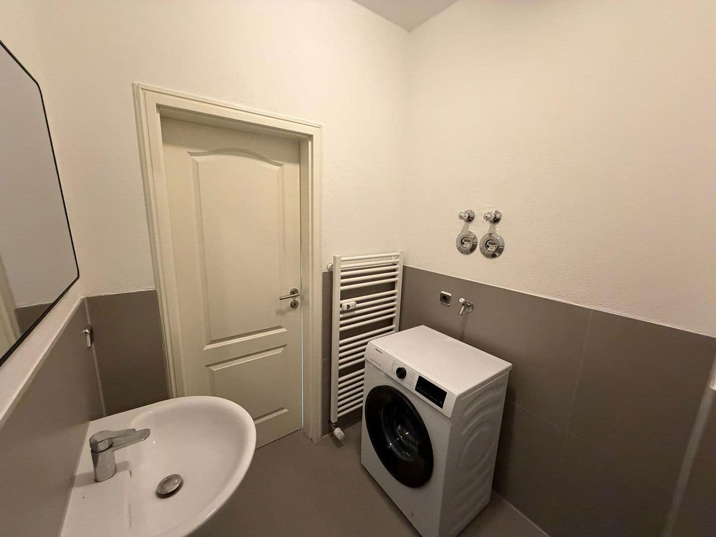 Pronájem bytu 1+1 297 m², Wörthstraße 1B, Bamberg, Bavorsko Pronájem bytu 1+1 297 m², Wörthstraße 1B, Bamberg, Bavorsko