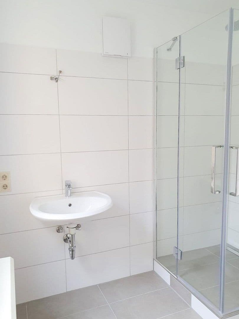 Pronájem bytu 5+1 143 m², Augustusburger Straße 54, Flöha, Sasko Pronájem bytu 5+1 143 m², Augustusburger Straße 54, Flöha, Sasko