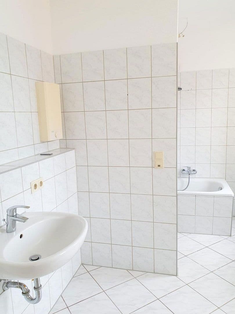 Pronájem bytu 5+1 143 m², Augustusburger Straße 54, Flöha, Sasko Pronájem bytu 5+1 143 m², Augustusburger Straße 54, Flöha, Sasko