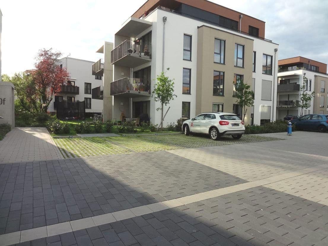 Pronájem bytu 3+1 93 m², Oberursel (Taunus), Hessen Pronájem bytu 3+1 93 m², Oberursel (Taunus), Hessen