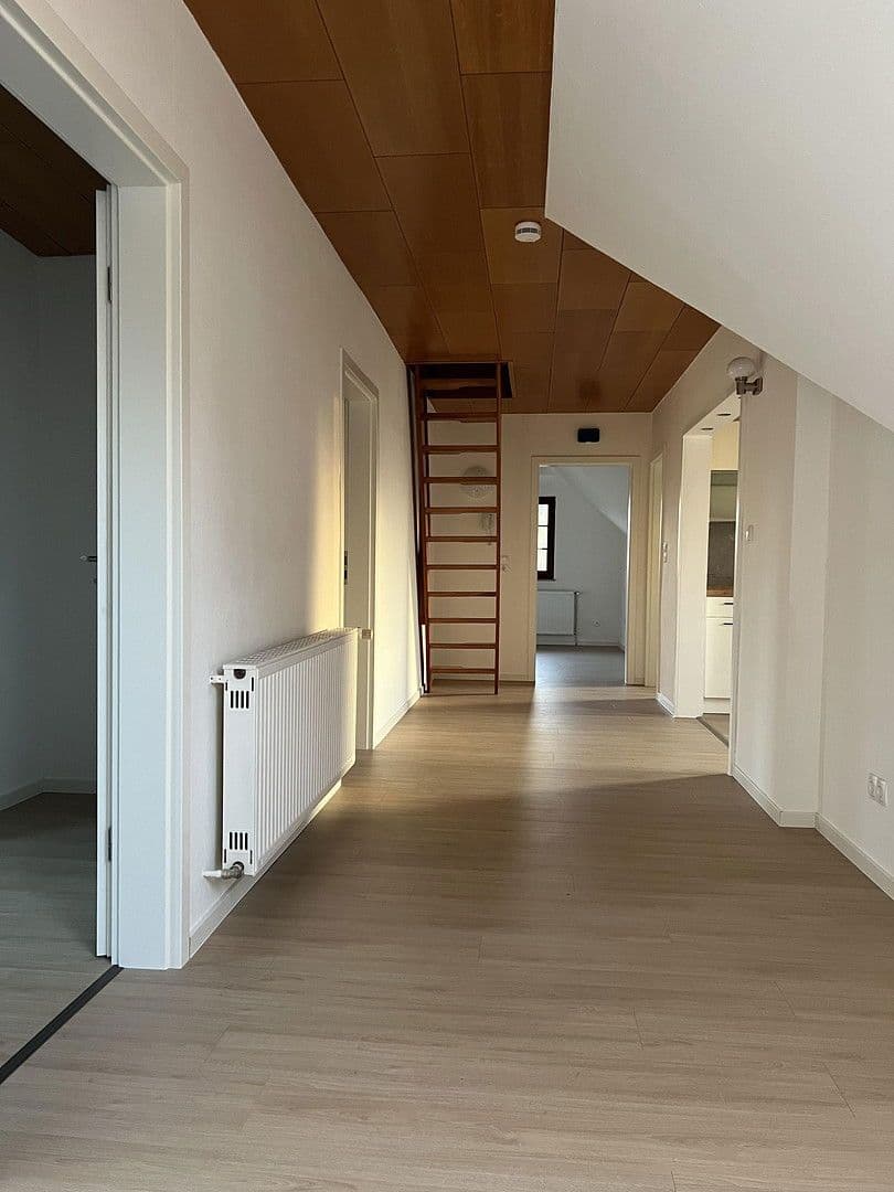 Pronájem bytu 5+1 142 m², Nienburg/Weser, Dolní Sasko Pronájem bytu 5+1 142 m², Nienburg/Weser, Dolní Sasko