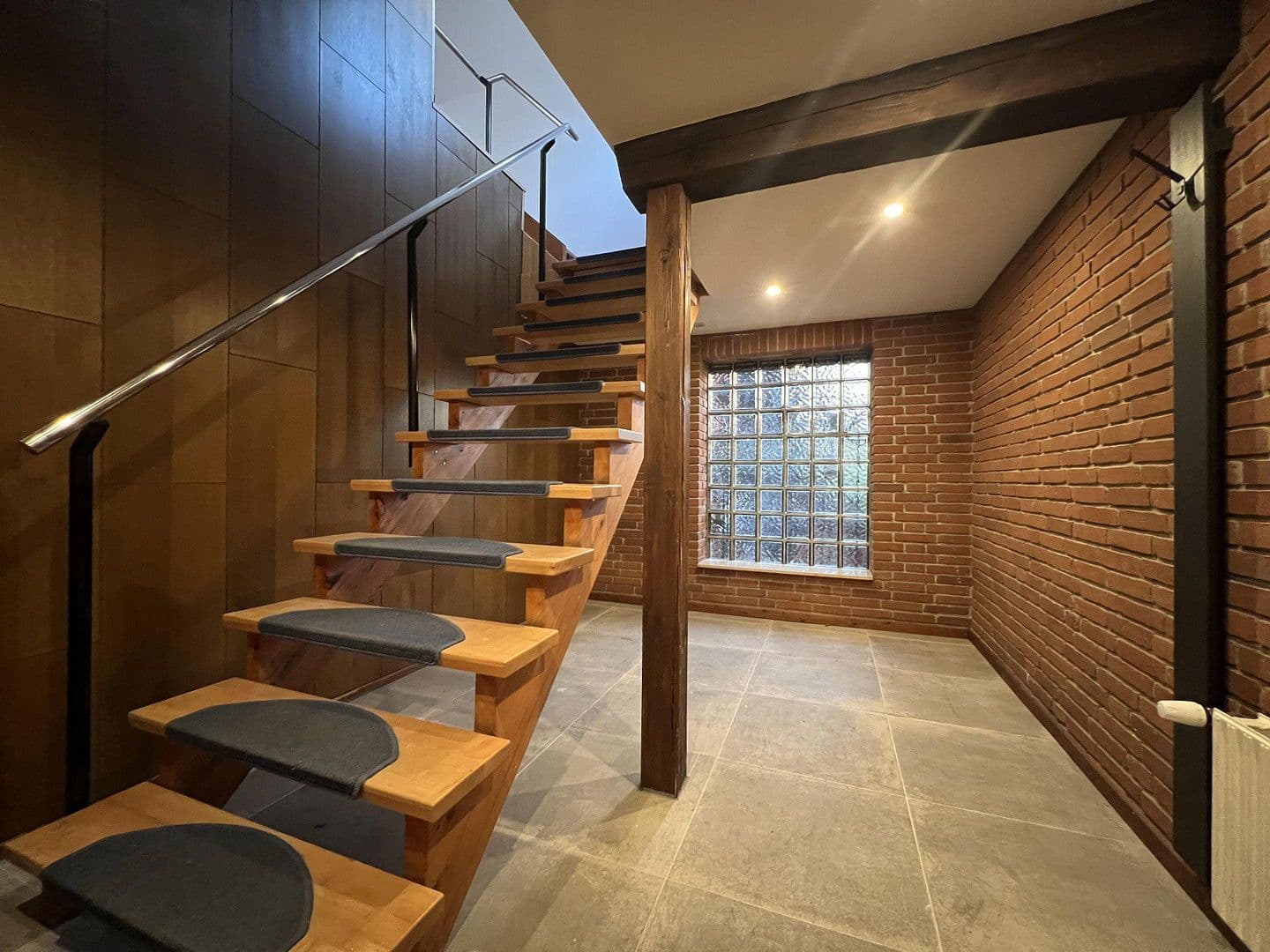 Pronájem bytu 5+1 142 m², Nienburg/Weser, Dolní Sasko Pronájem bytu 5+1 142 m², Nienburg/Weser, Dolní Sasko