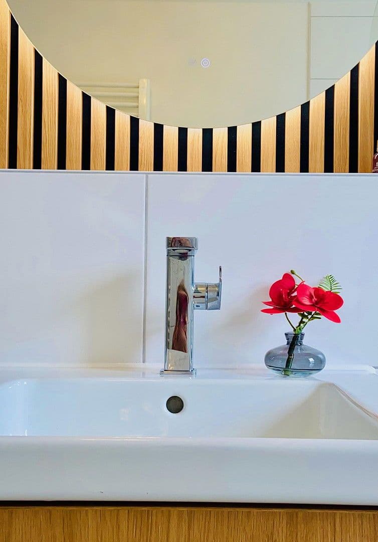 Pronájem bytu 2+1 60 m², Neufahrn bei Freising, Bavorsko Pronájem bytu 2+1 60 m², Neufahrn bei Freising, Bavorsko