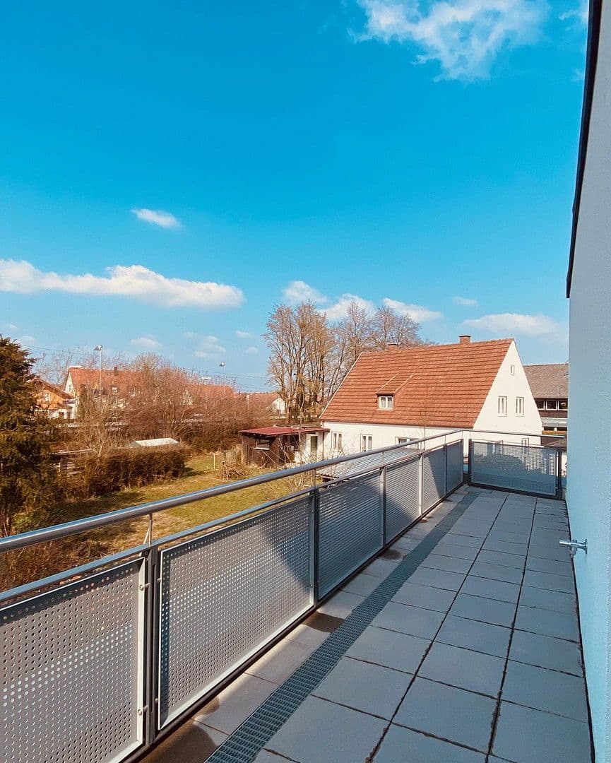 Pronájem bytu 2+1 60 m², Neufahrn bei Freising, Bavorsko Pronájem bytu 2+1 60 m², Neufahrn bei Freising, Bavorsko